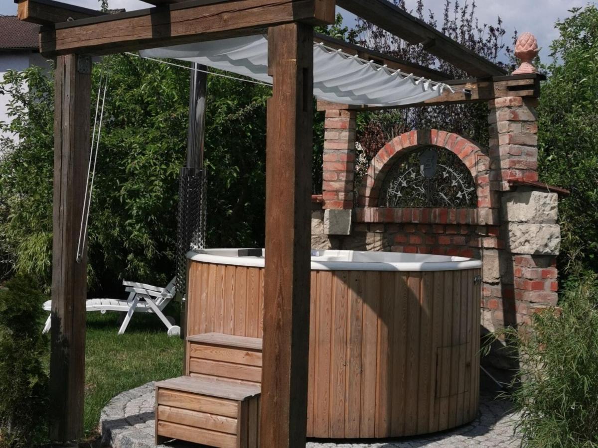 Wonderful Apartment With Barrel Sauna Stockheim  Экстерьер фото